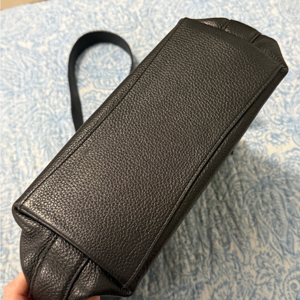 Coach Val Duffle Purse View 5